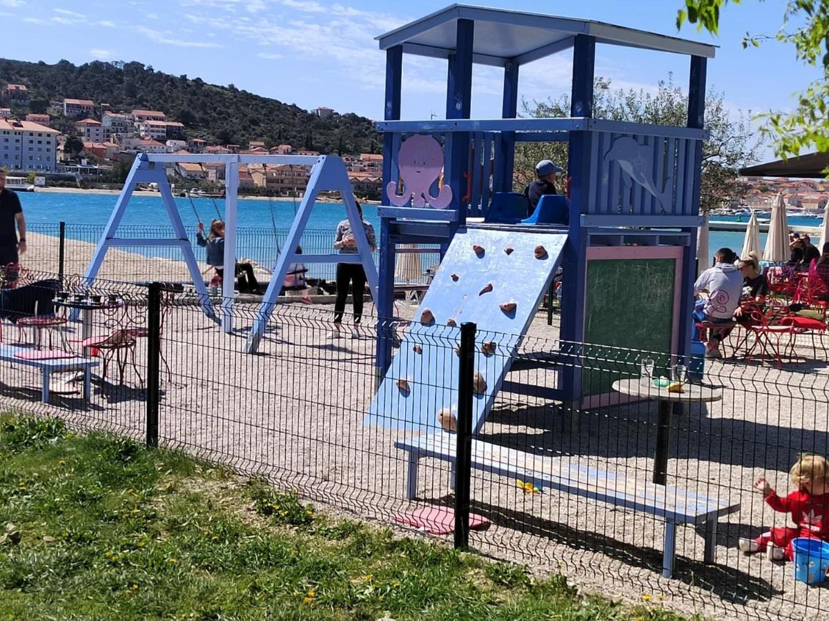 Apartman Memories Trogir Bagian luar foto